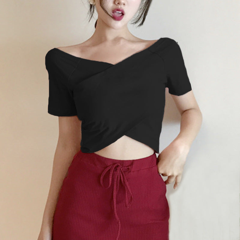 V-neck Crop T-shirt