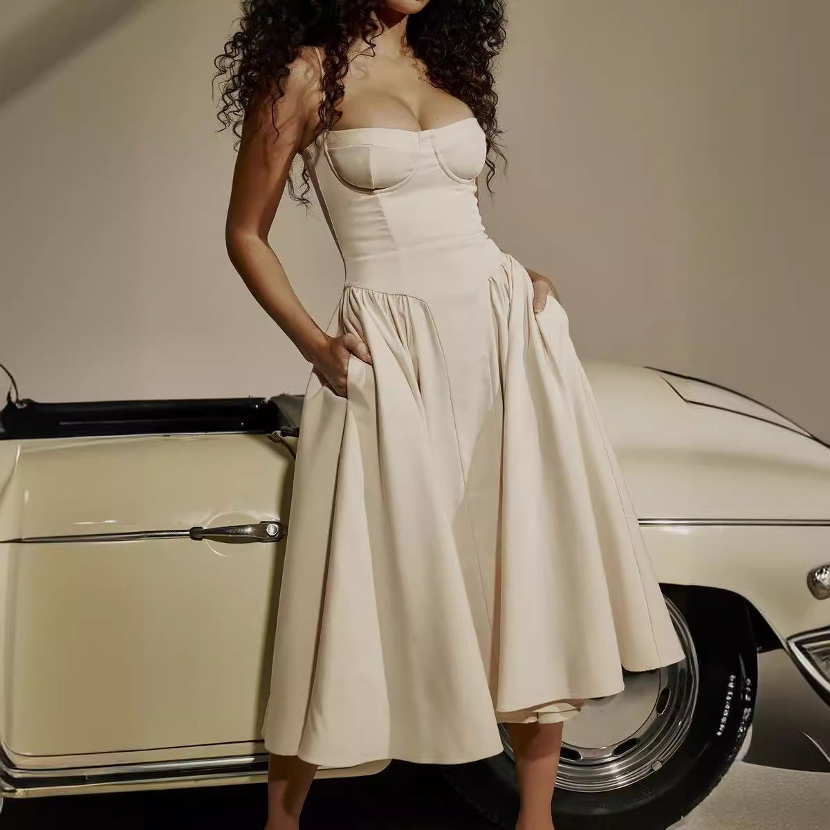 Women's Retro Long Palace Style Dopamine Sling Dress