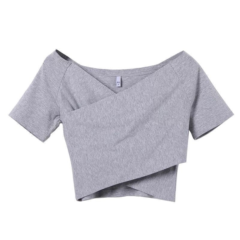 V-neck Crop T-shirt